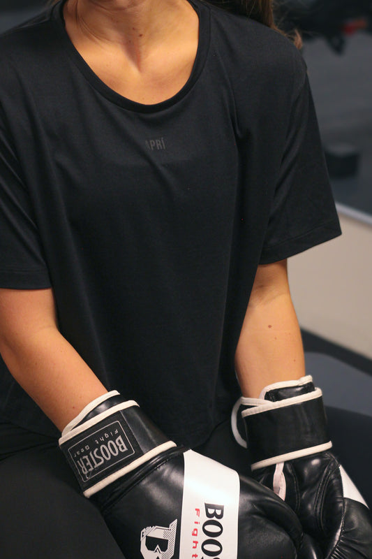 apri sportswear aprishield logo cropped lyocell tee